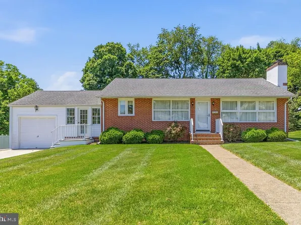 102 Glenview Dr, Lawrence Township, NJ 08648