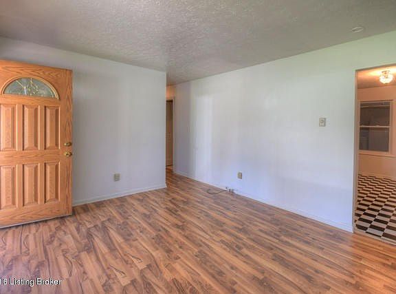1108 Joyce Court-2
