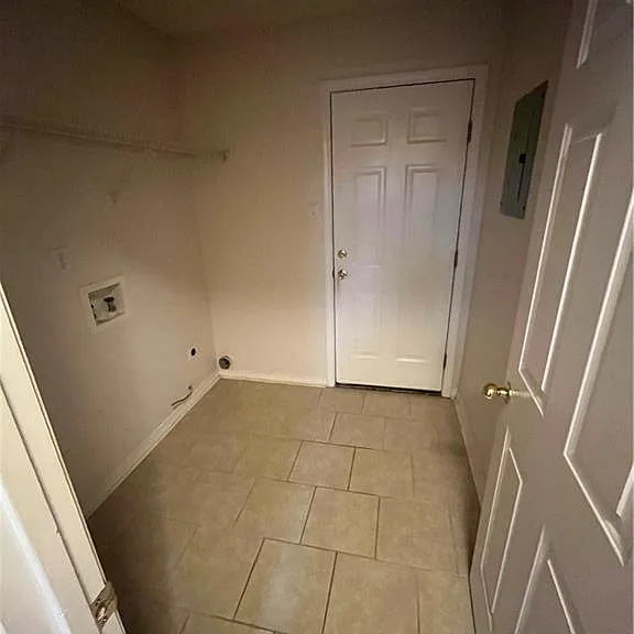 1363 Kilearn Dr — Photo 15