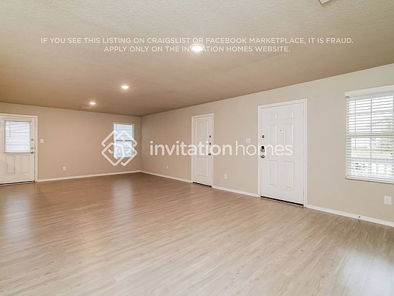 4th image of 206 Hollywood Dr