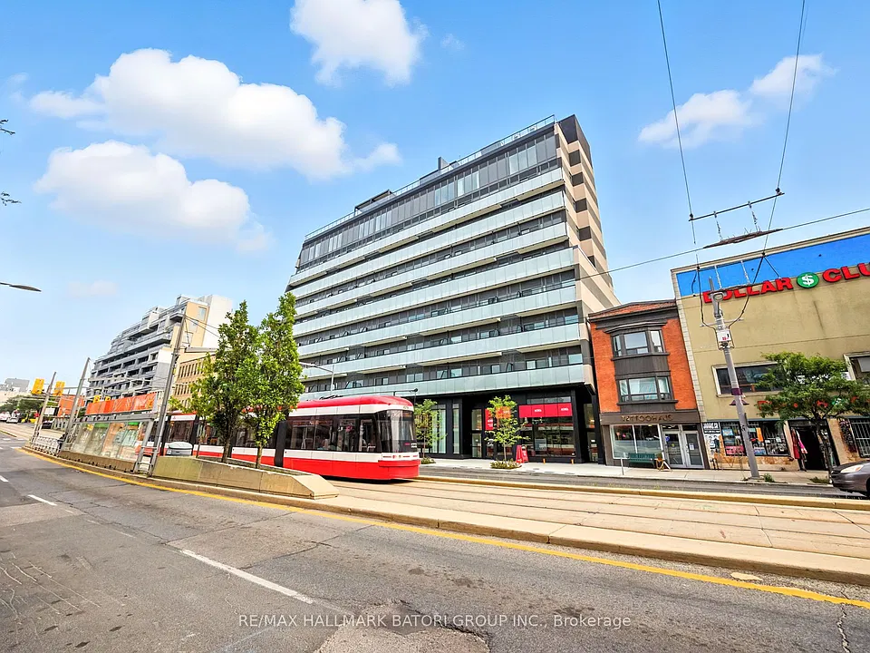 863 Saint Clair Ave W #801