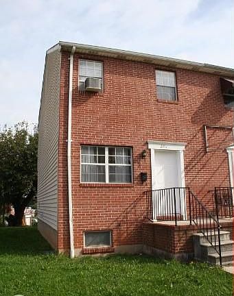 End of Group Town Home