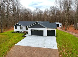 9075 Phelps Rd, Clay Township, MI 48001