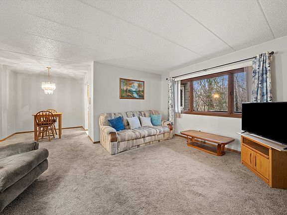 5th image of 8425 W 95th St APT 16