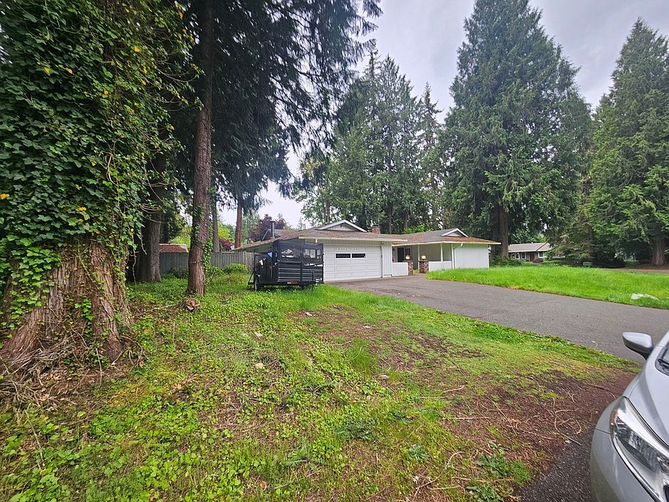 2nd image of 6225 Winnwood Loop SE