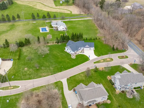 3310 Wyngate Mdw, Galesburg, MI 49053