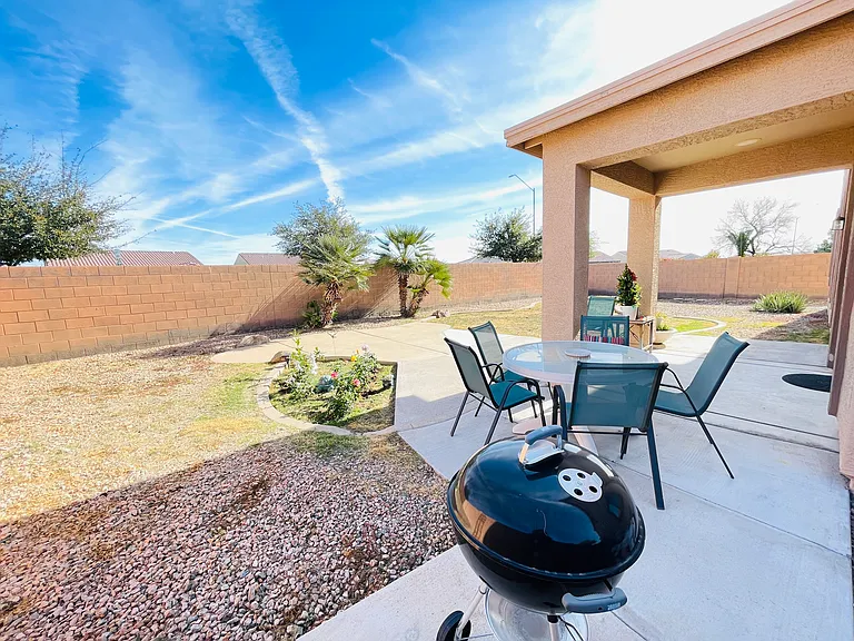 1393 E Martha Dr — Photo 45