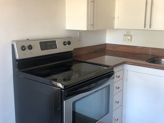 5th image of 1819 5th Ave N #1819