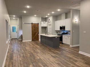 4450 W Brown Ave, Orange, TX 77632