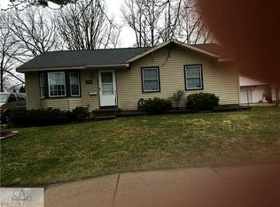 3118 Sunderland Rd, Lansing, MI 48911