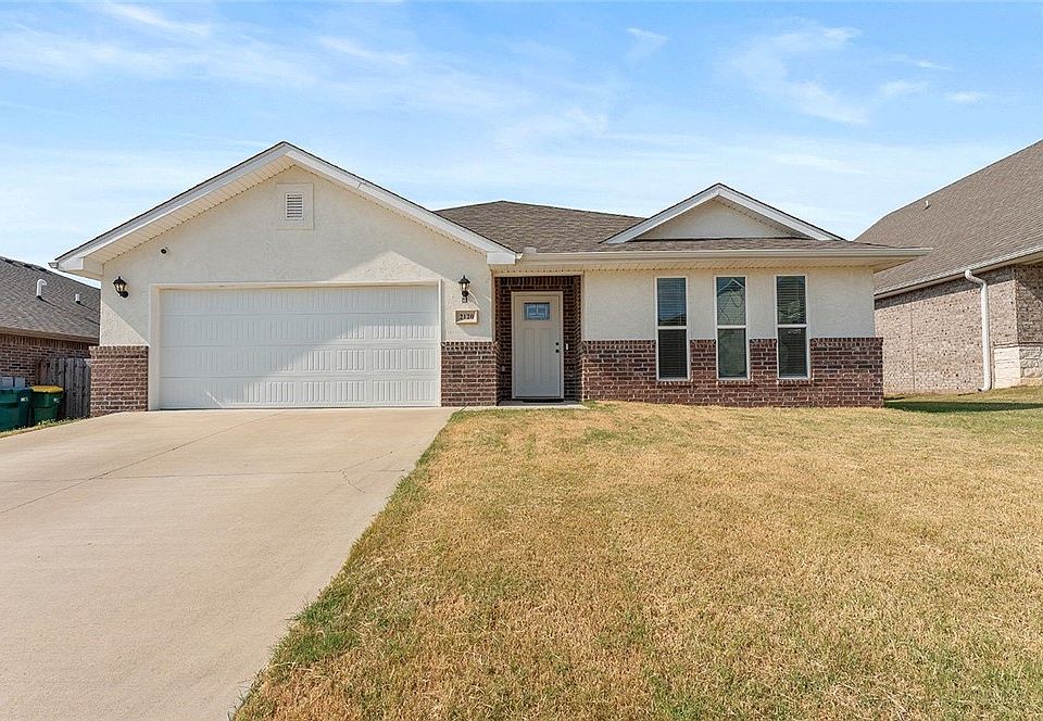 1st image of 2120 Tallgrass Ter