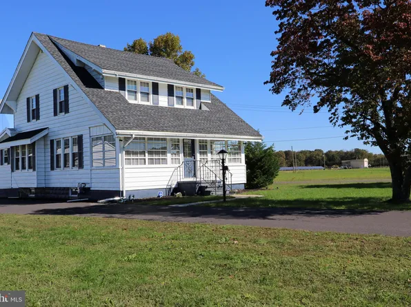 270 E Grant Ave, Vineland, NJ 08360