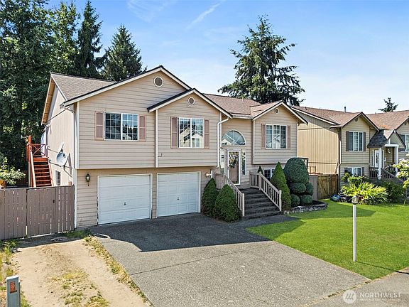 2nd image of 18828 76th Avenue Ct E