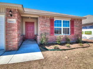 1928 Twisted Oak Ct, Shawnee, OK 74804