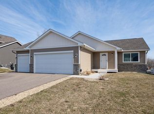 2563 Cold Lake Trl W, Mayer, MN 55360