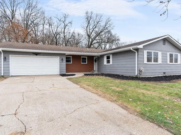 1017 Elm St SW, Demotte, IN 46310