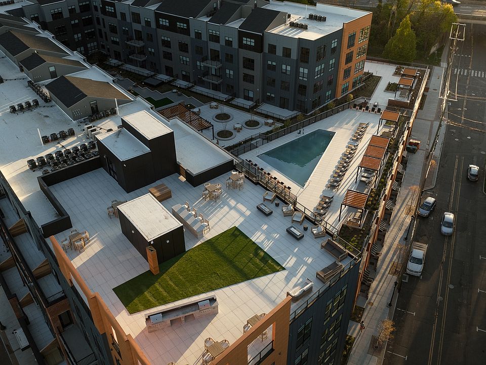 Rooftop Lounge