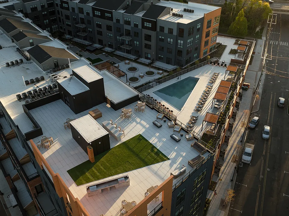 Rooftop Lounge