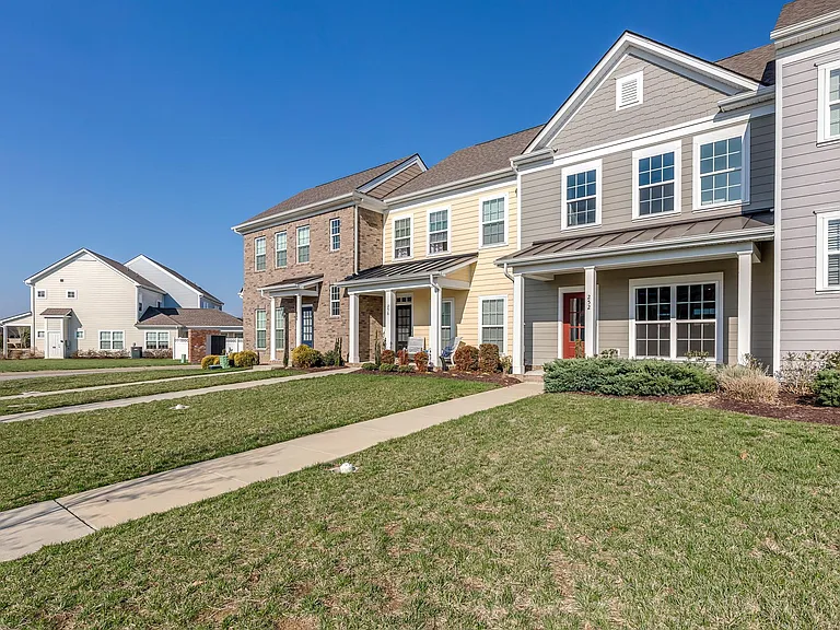 252 Mary Ann Cir — Photo 4