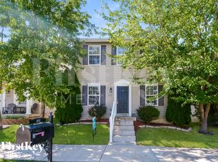 813 Waler Dr, Lake Saint Louis, MO 63367
