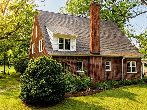 5th image of 557 S Ellison Ln