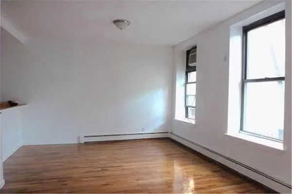 Rented by Maz Group NY | media 2