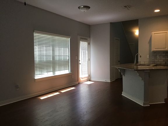 4th image of 3802 Peachwood Dr