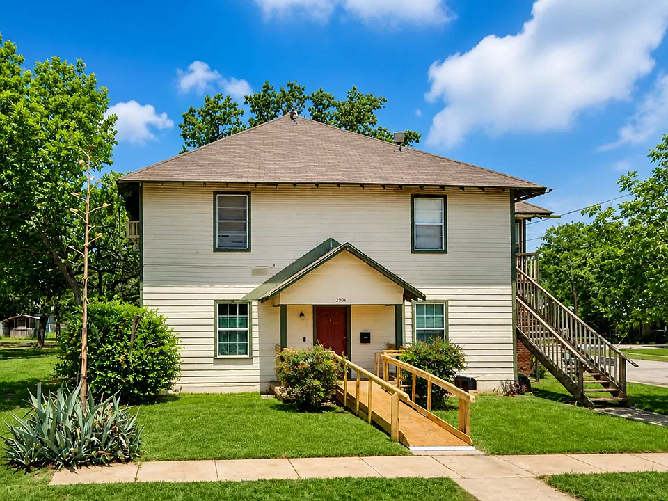 1301 Avenue C #2