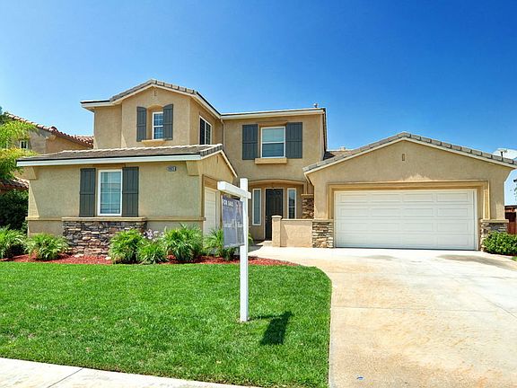 2nd image of 36835 Cottonwood St
