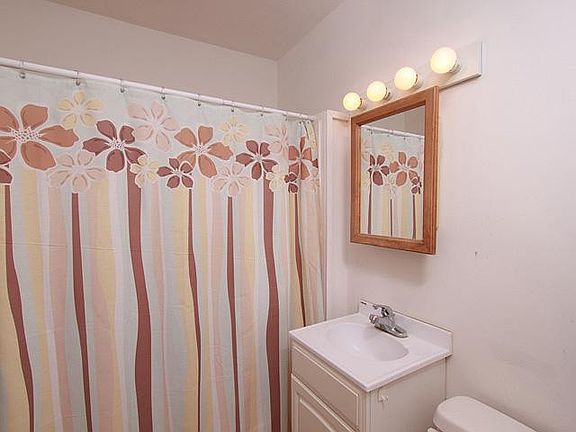 5th image of 424 N 2nd St #1