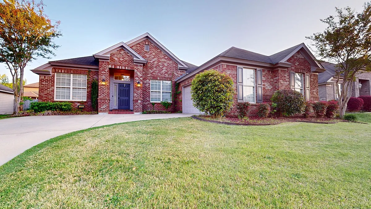 Building Photo - 10533 Duncannon Trl