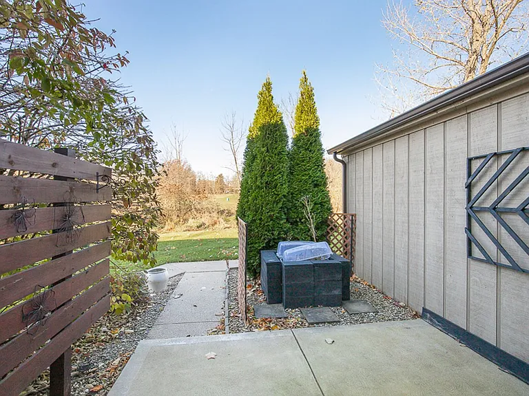 7392 Creekwood Dr #10A — Photo 22