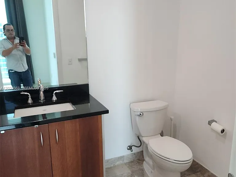 300 S Biscayne Blvd #Penthouse 3807 — Photo 8