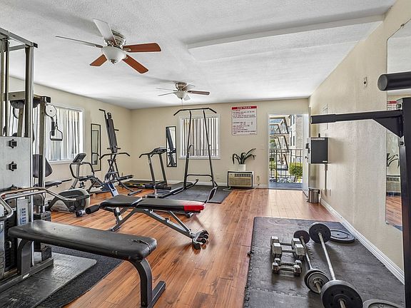 3rd image of 1600 N San Fernando Blvd APT 314