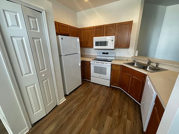 5th image of 7736 Senjill Ct