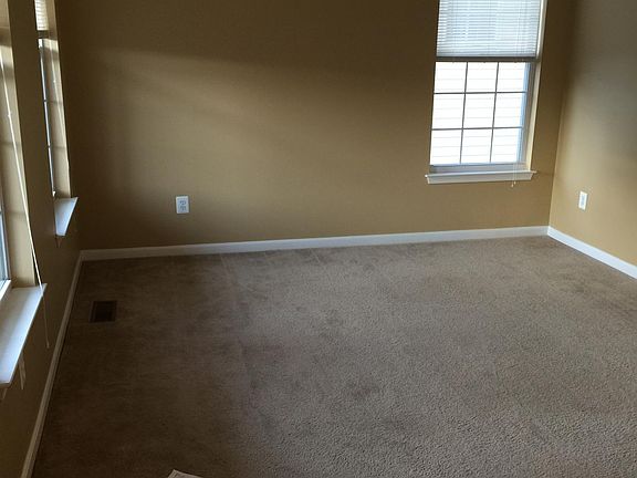 3rd image of 20460 Charter Oak Dr