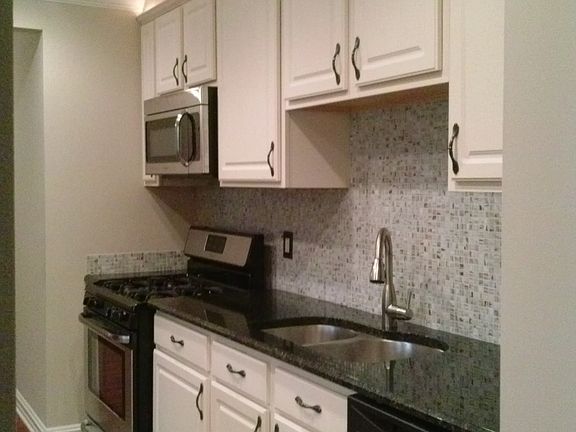 4th image of 3263 Continental Dr