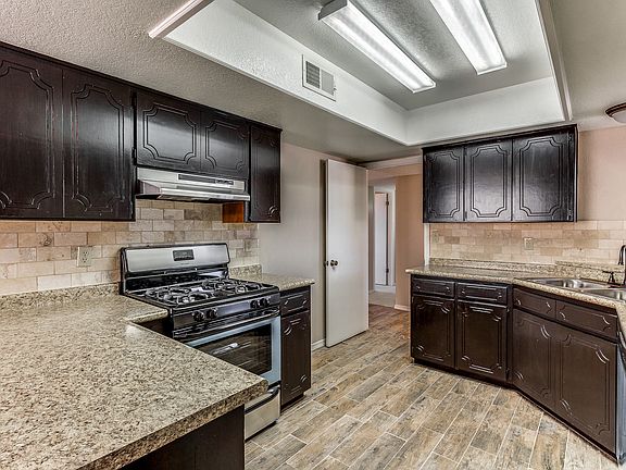 5th image of 10608 Prince George Ln