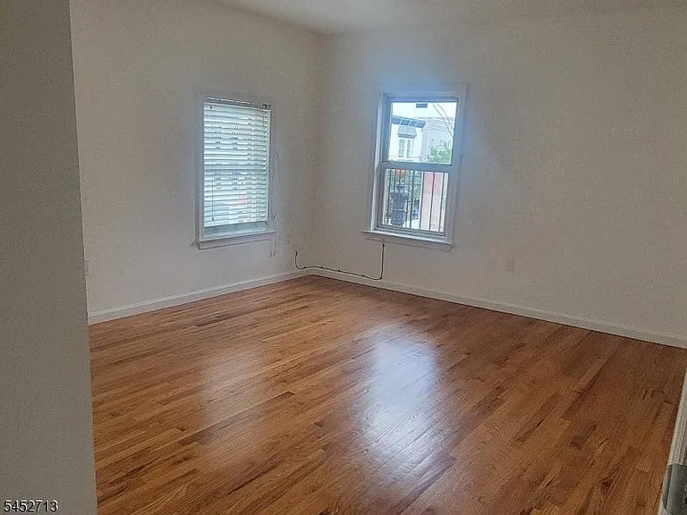 151 Ferry St — Photo 2