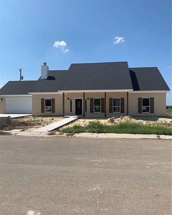 1st image of 140 Buccaneer Way