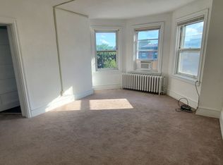 1201 W 8th St APT 3, Wilmington, DE 19806