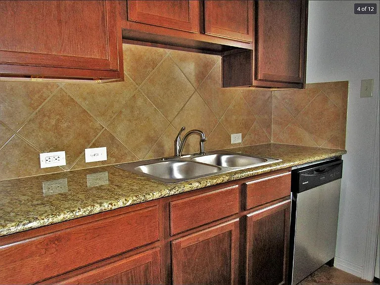 608 Karey Dr #B — Photo 7