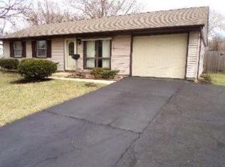 415 S Oltendorf Rd, Streamwood, IL 60107