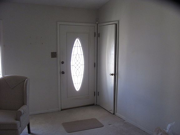 5th image of 10655 Roanna Ct