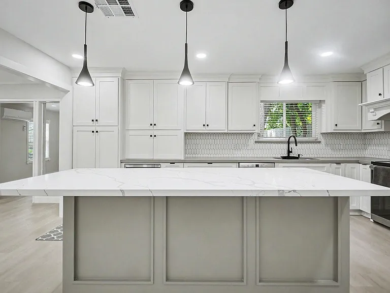 9323 Meadowbriar Ln — Photo 9