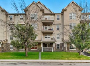 2000 S Applevillage Ct SE #110, Calgary, AB T2A7Z4