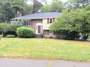 3 Heritage Ln, Lynnfield, MA 01940