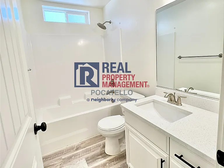 1620 Petersburg Dr — Photo 21