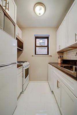 Rented by Corcoran | media 5