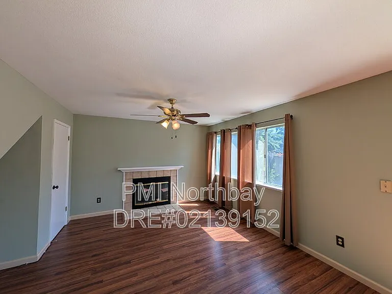 317 Ridgecrest Cir — Photo 4